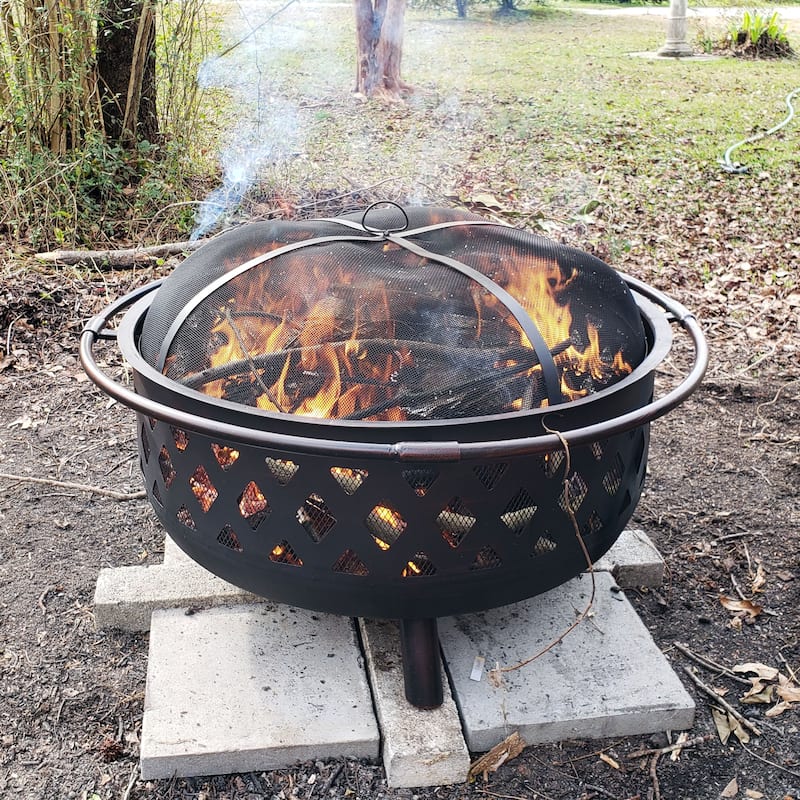 36-in. Bronze-finished Cross-weave Steel Firepit w/ Spark Screen