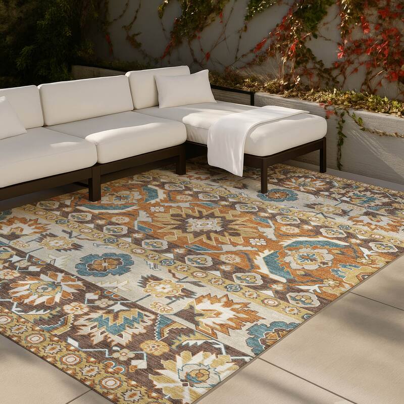 Machine Washable Indoor/ Outdoor Traditional Aspen Chantille Rug