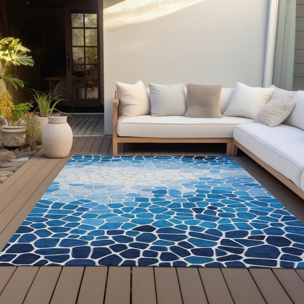 Machine Washable Indoor/Outdoor Contemporary Ombre Chantille Rug