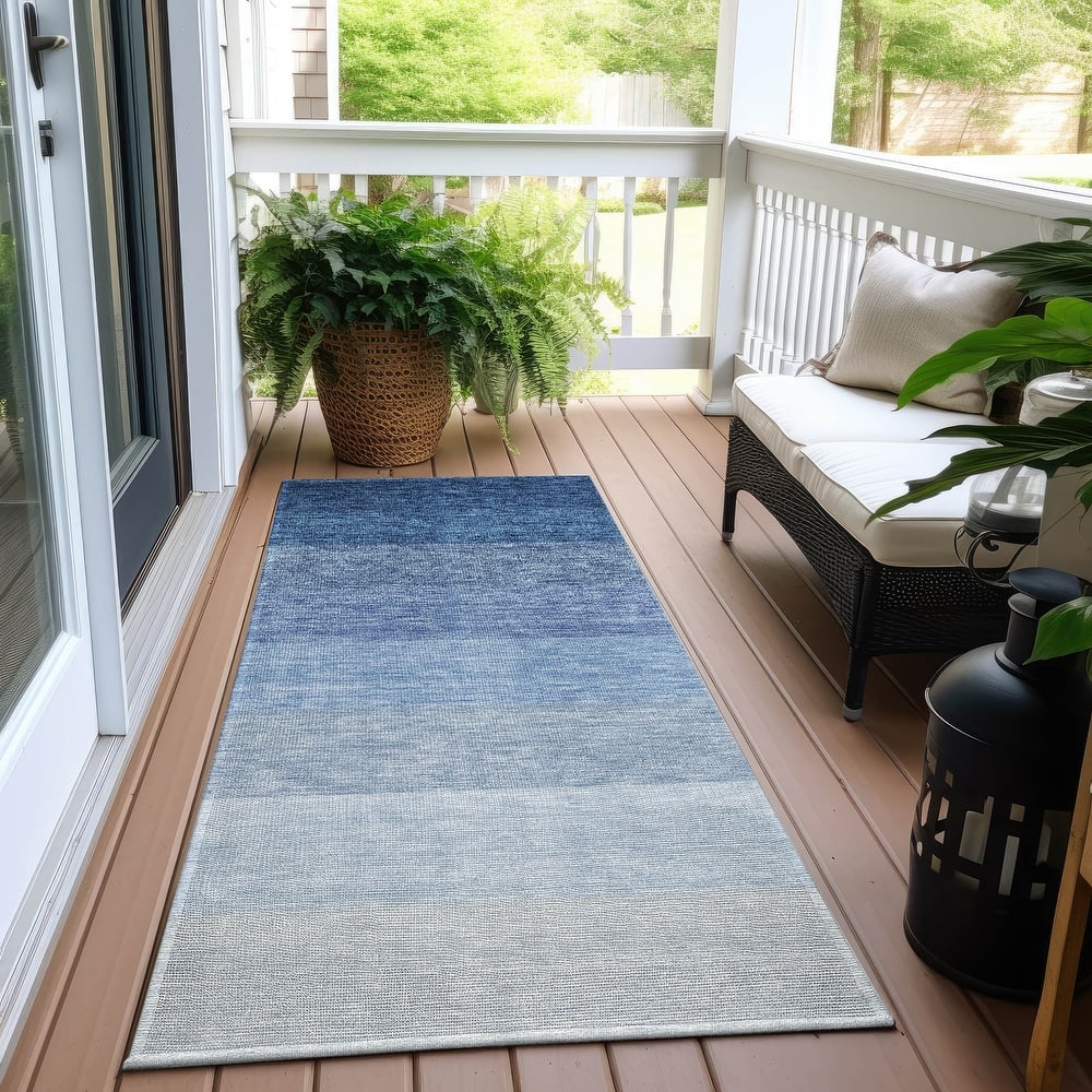 Machine Washable Indoor/ Outdoor Chantille Ombre Solid Rug
