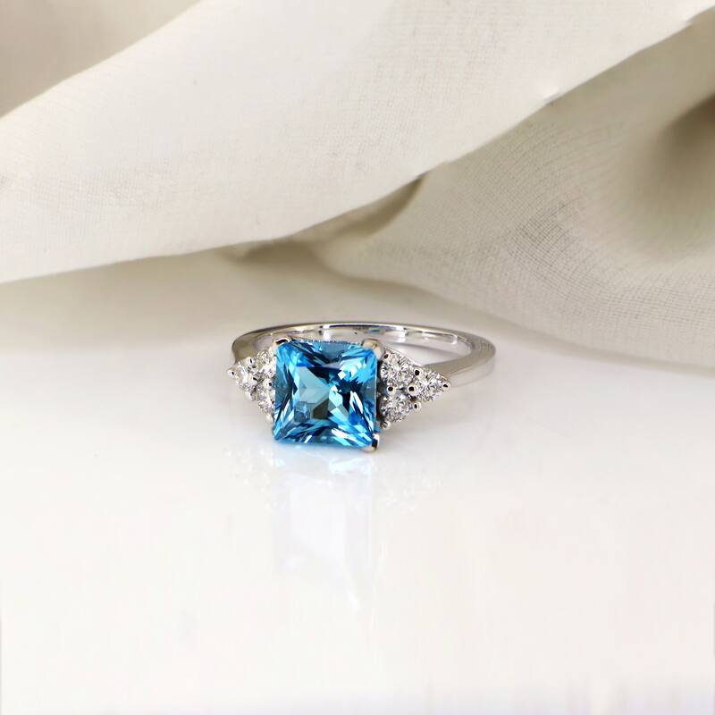 Auriya 3 1/10ct Princess-cut Sky Blue Topaz and Diamond Engagement Ring 1/3ctw 14k Gold
