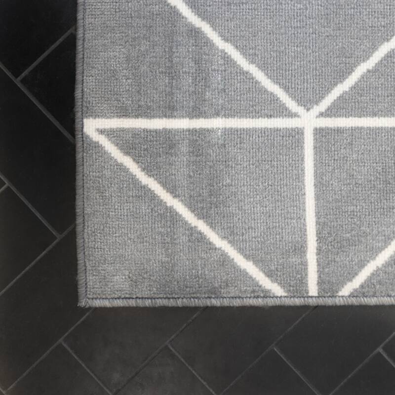 Atina Geometric Indoor/Outdoor Area Rug