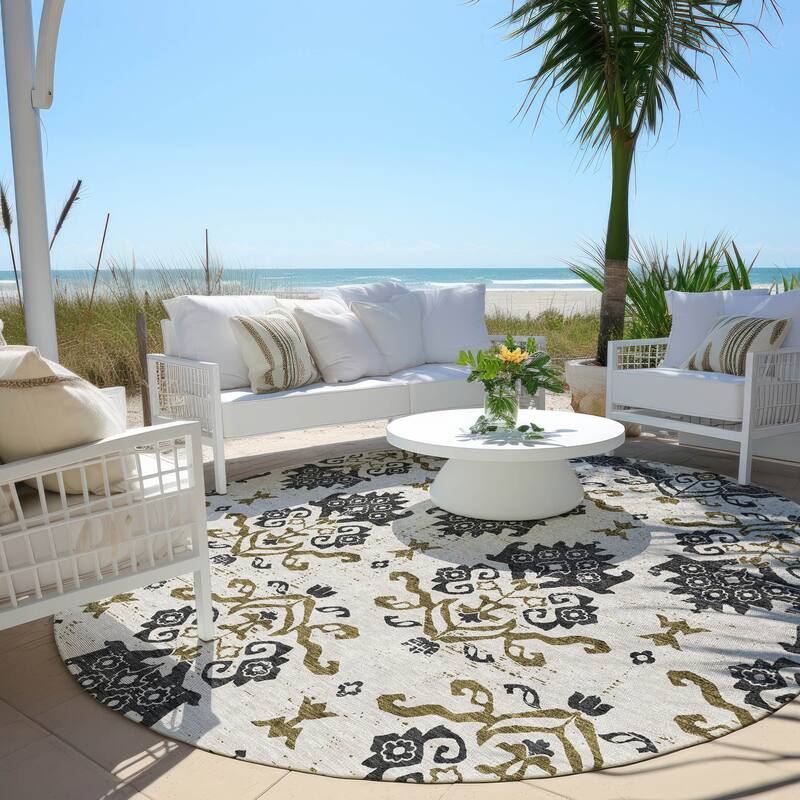 Machine Washable Indoor/ Outdoor Chantille Damask Medallion Rug - Black - 8' x 8'