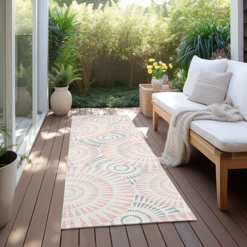 Machine Washable Indoor/ Outdoor Chantille Modern Burst Rug - Pink - 2'3" x 7'6"
