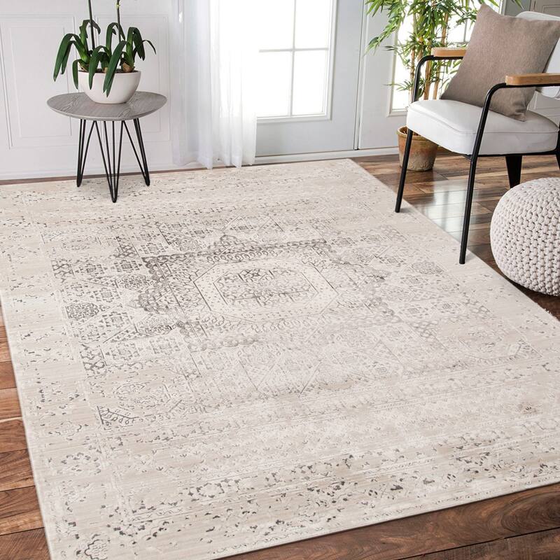 Savannah Anna Polyester Area Rug - 2' x 3'3" - Platinum