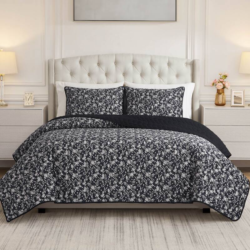 BCBG Vanna Velvet Quilt Sets