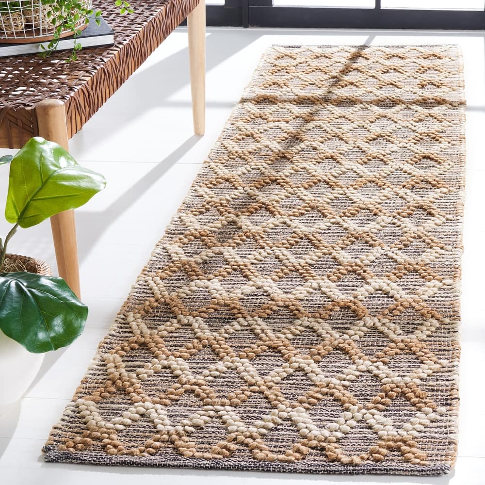 SAFAVIEH Flatweave Natural Fiber Veniamina Jute Rug
