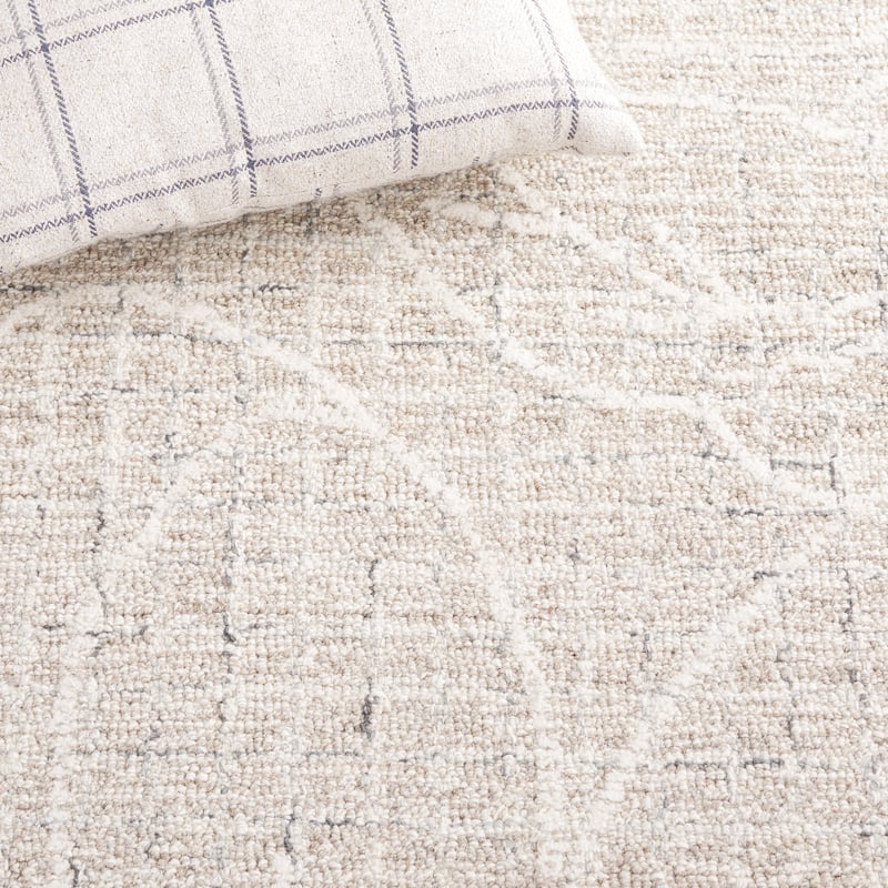 SAFAVIEH Handmade Metro Abha Modern Wool Rug