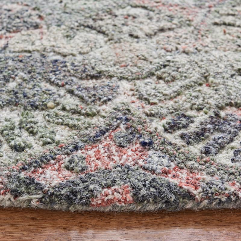 SAFAVIEH Handmade Marquee Genta Modern Medallion Wool Rug