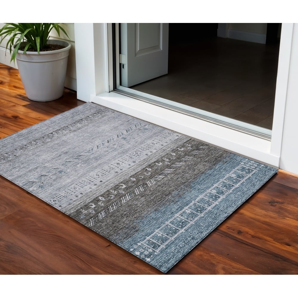 HomeRoots Southwestern Transitional Rectangle Outdoor Rug