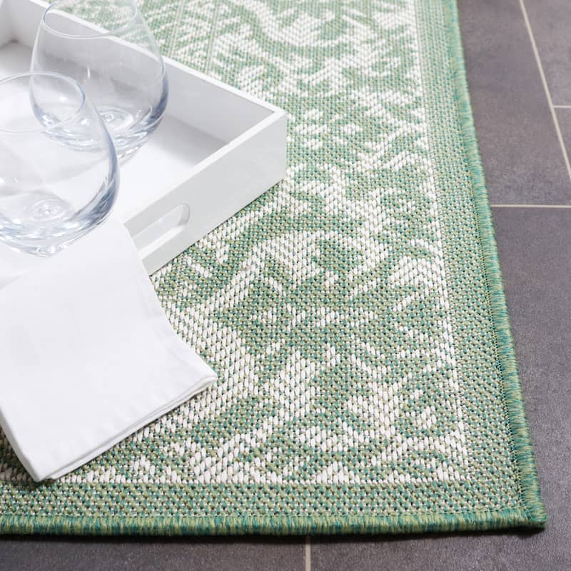 SAFAVIEH Bermuda Bernadien Geometric Indoor/Outdoor Waterproof Rug