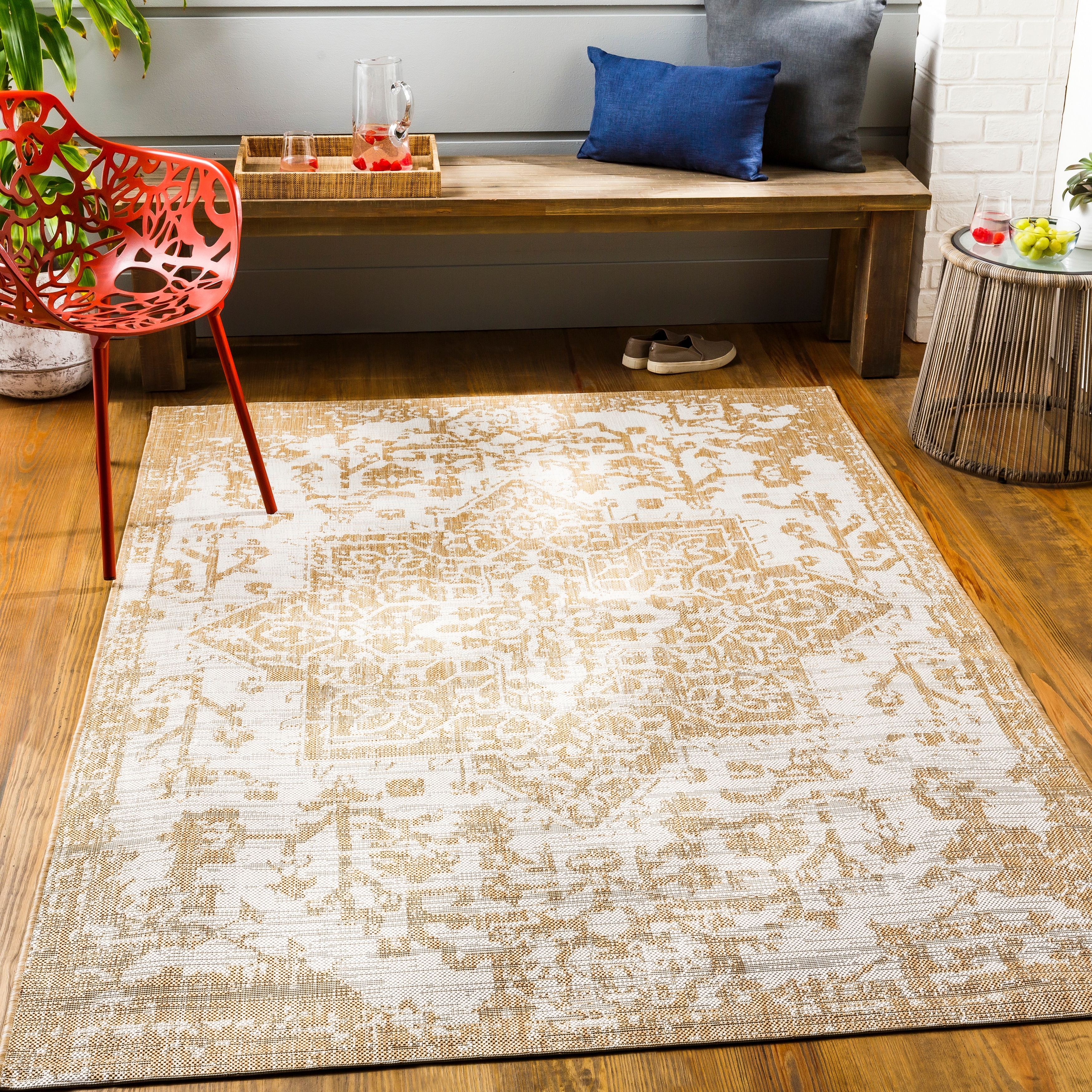 Livabliss Andell Indoor/ Outdoor Vintage Medallion Area Rug