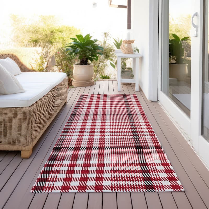 Machine Washable Indoor/ Outdoor Plaid Chantille Rug