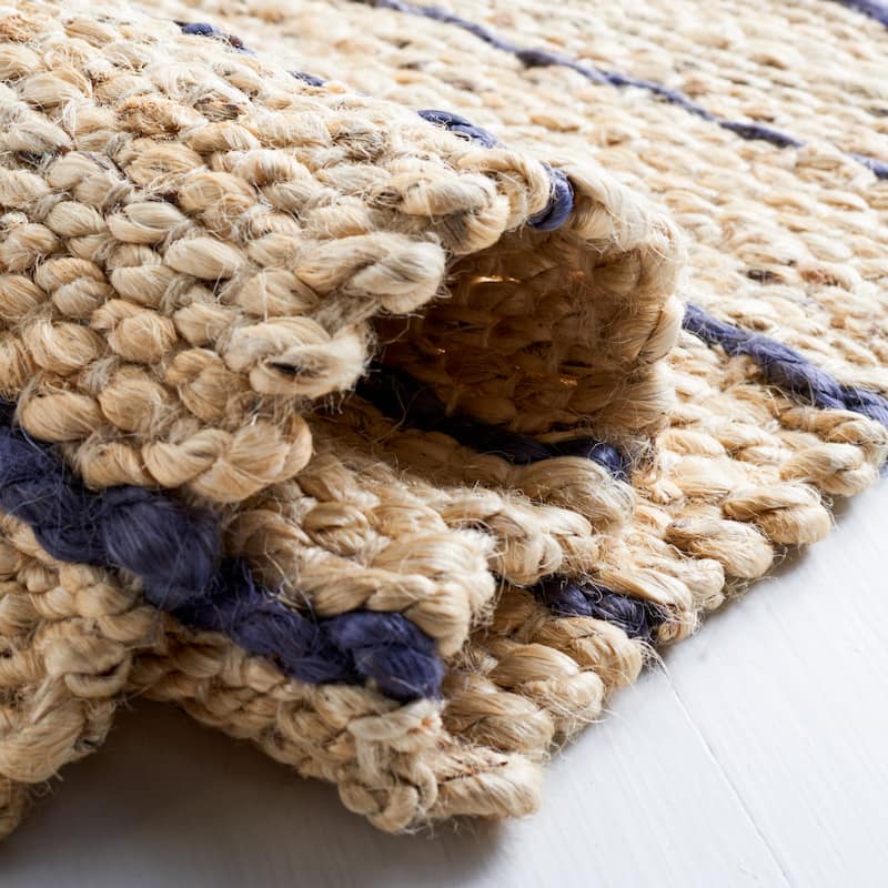 SAFAVIEH Handmade Natural Fiber Kamora Jute Rug
