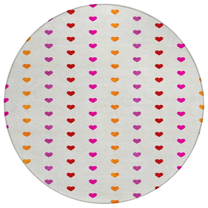 Machine Washable Indoor/ Outdoor Modern Hearts Chantille Rug