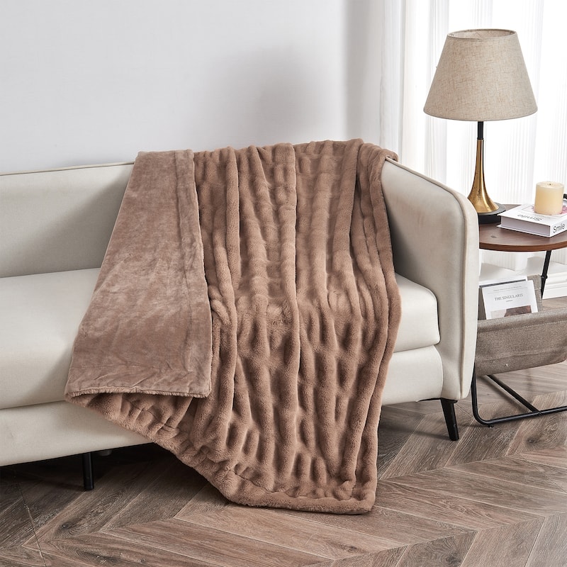 Luxurious Ruched Faux Fur Reversible Microfiber Throw