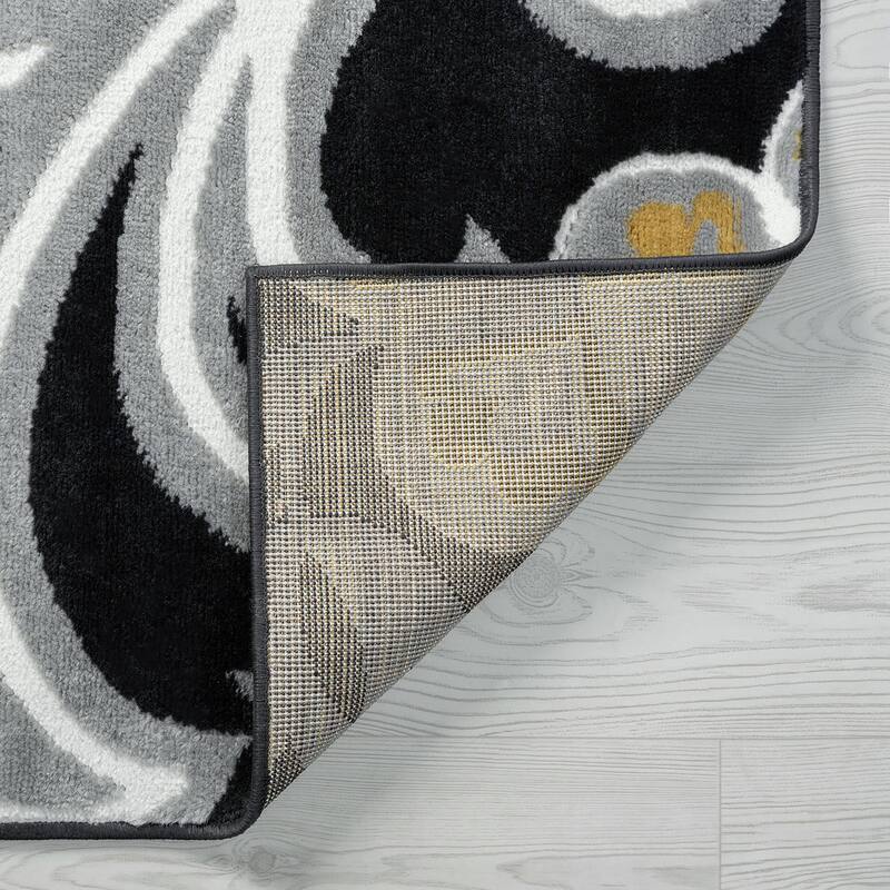 Wyman Bohemian & Eclectic Floral Indoor Area Rug