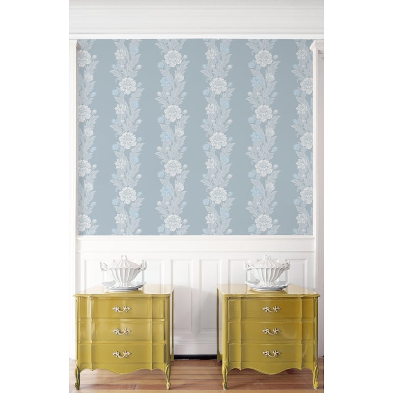 Seabrook Designs Blooming Stripe Nonwoven Unpasted Wallpaper