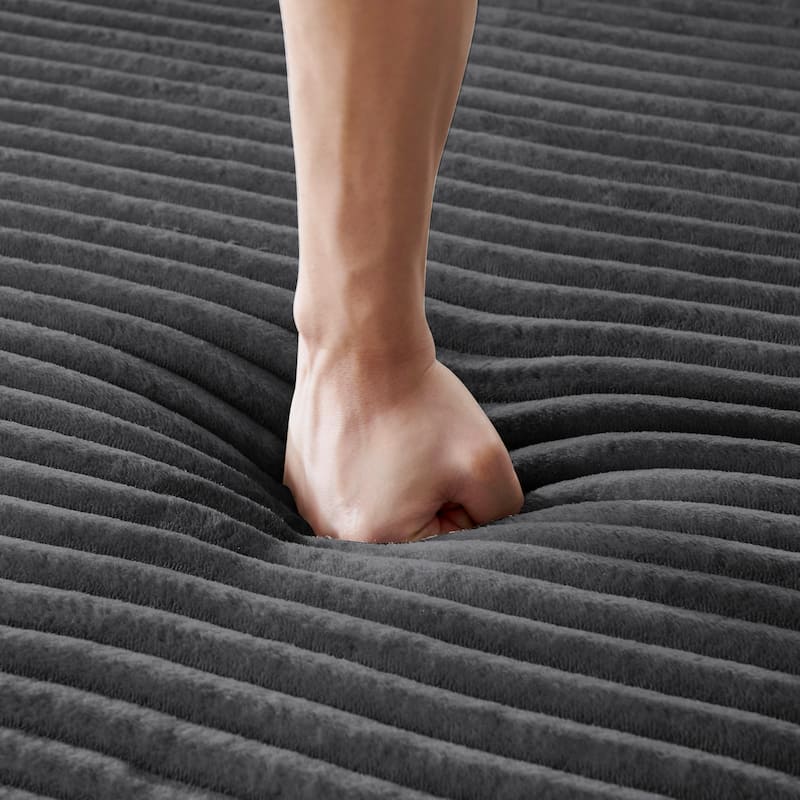 Roomfitters Velvet Lounge Chair No Assembly Required, Fluffy Single Lazy Sofa for Living Room and Bedroom