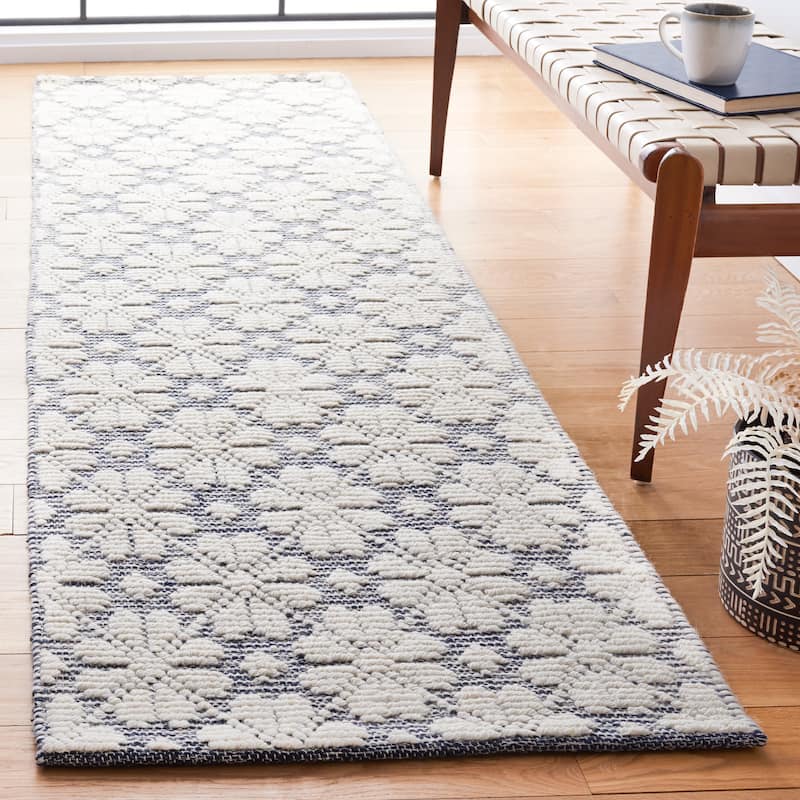 SAFAVIEH Handmade Vermont Jolie Wool Rug - 2'3" x 8' Runner - Ivory/Navy