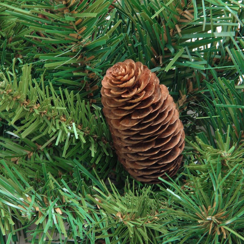 4' x 30 Dakota Red Pine Full Artificial Christmas Tree Pine Cones - 3-to-6-feet