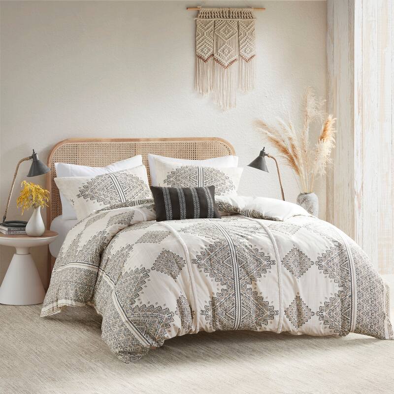Madison Park Alba 4 Piece Printed Duvet Cover Set with Throw Pillow