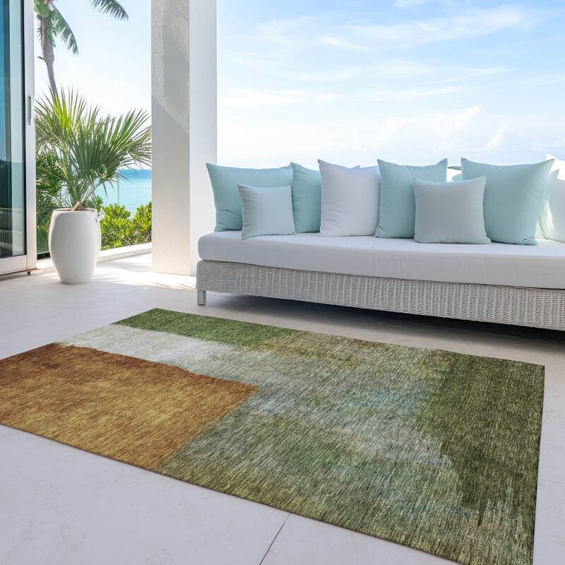 Machine Washable Indoor/ Outdoor Abstract Contemporary Chantille Rug