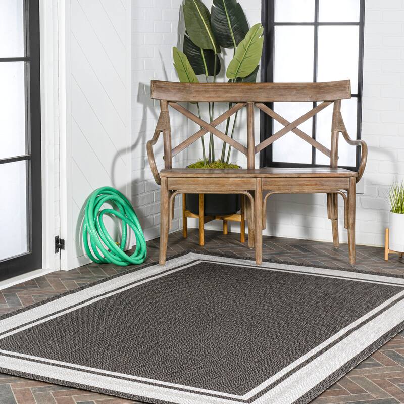 JONATHAN Y Haynes Modern Border Stripe Indoor/Outdoor Area Rug