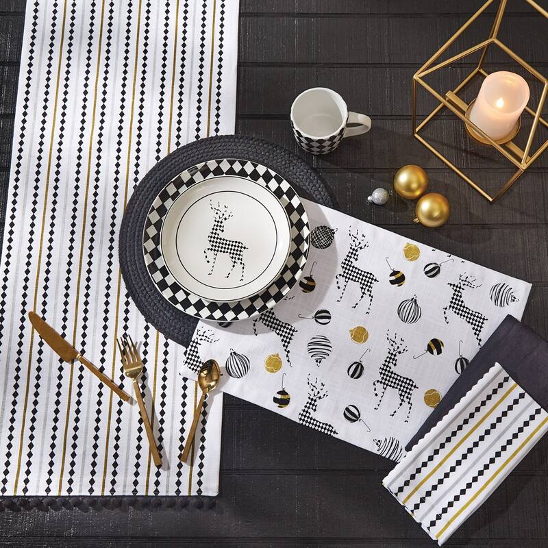 Split P Tidings & Tinsel Runner 15X72 - 15" X 72"