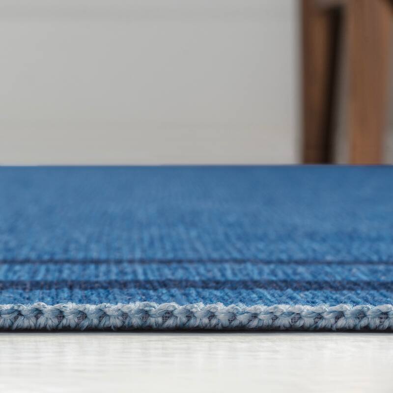 JONATHAN Y Ainsley Classic 2-Stripe Border Washable Area Rug