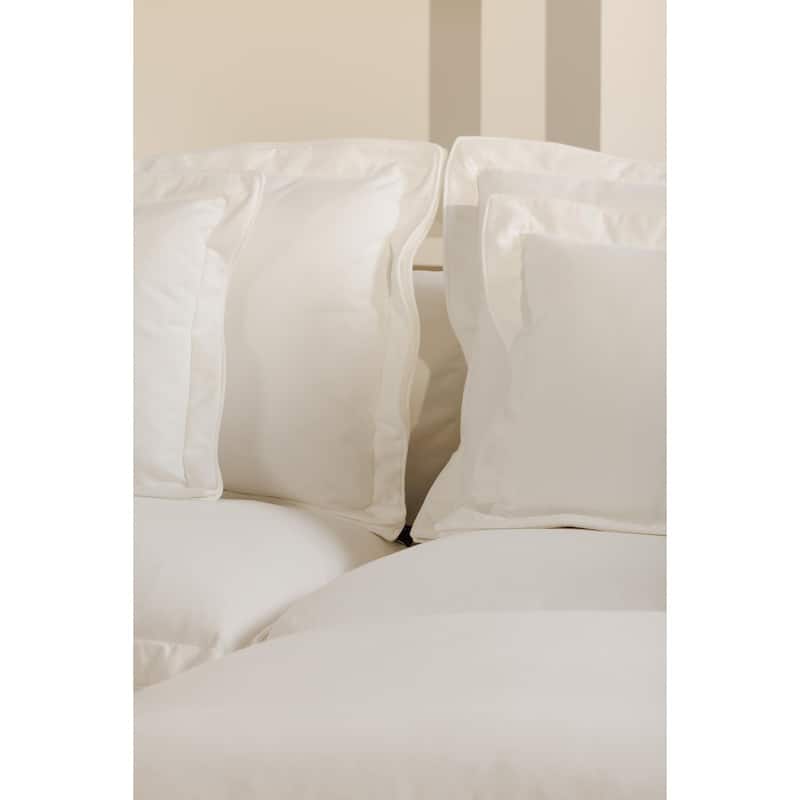 NADAAL STUDIOS Morgan, Ottoman With Livesmart Performance Fabric