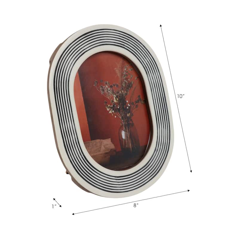 Resin Glass Oval Photo Frame Featuring Striped Detailing Casual Style