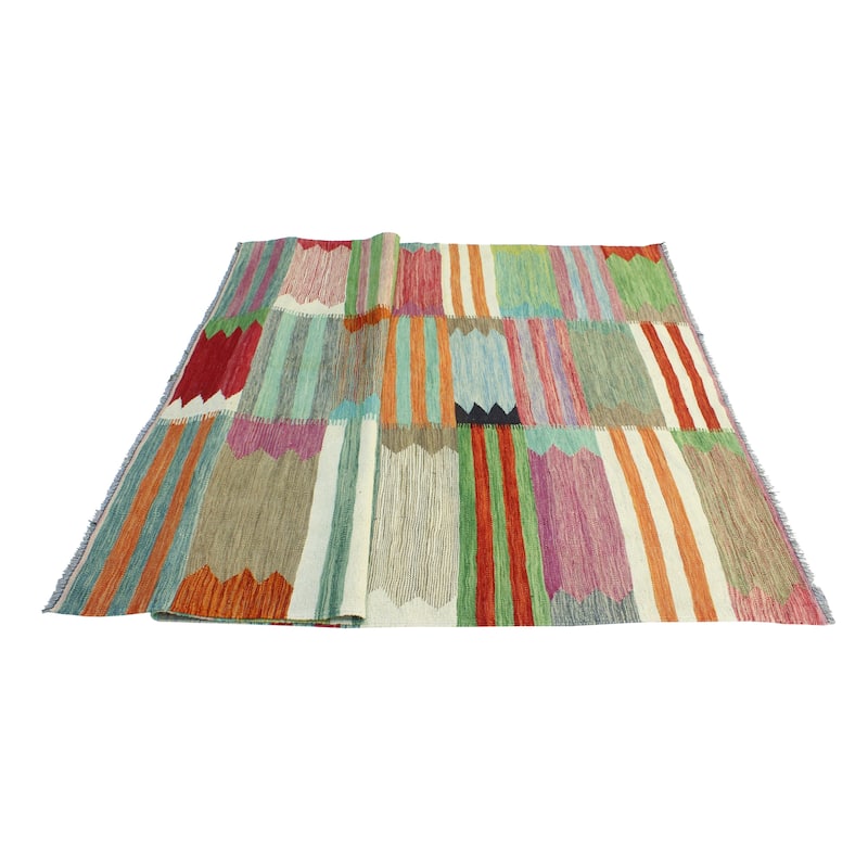 Modern Flatweave Aldrin Ivory/Green Rug - 5'7" x 8'2"