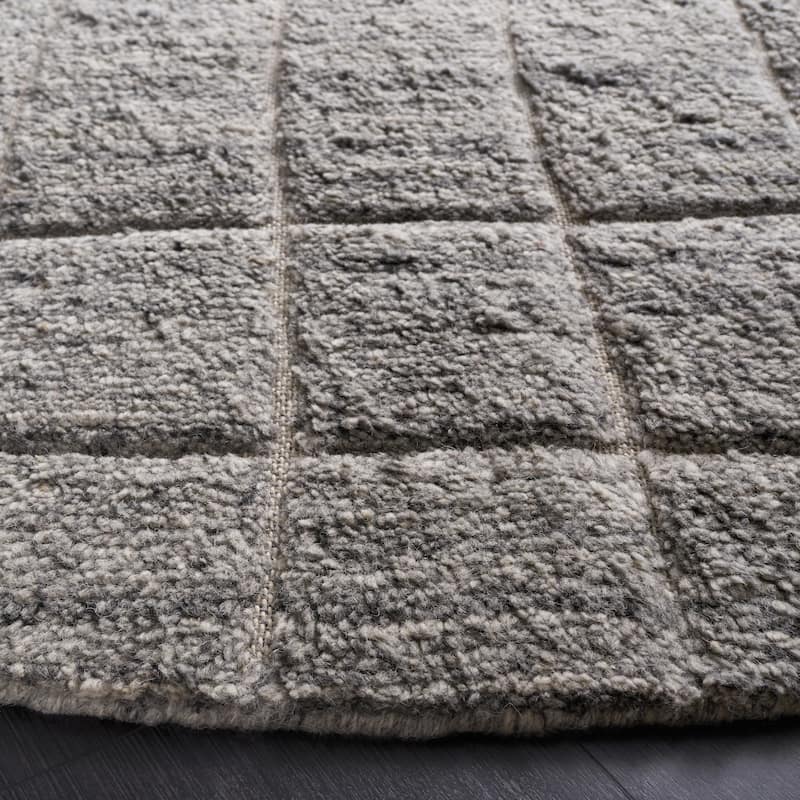 SAFAVIEH Handmade Kenya Maeva Wool Rug