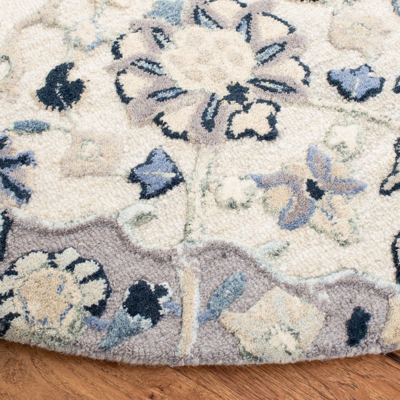 SAFAVIEH Handmade Glamour Noella Floral Wool Rug