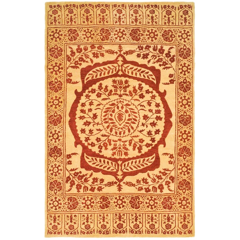 SAFAVIEH Handmade Taj Mahal Jenniffer Traditional Oriental Wool Rug - 5'6" x 8'6" - Light Gold/Red