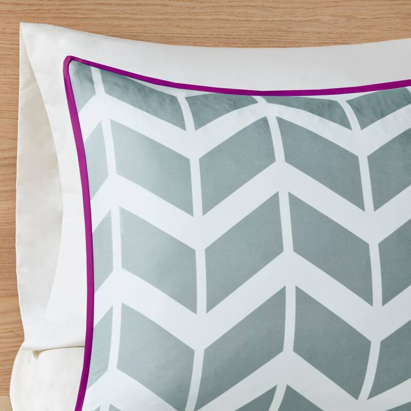 Elle Chevron 5-piece Comforter Set by Intelligent Design