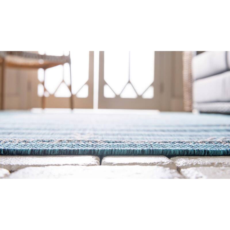 Outdoor Nirie Collection Area Rug