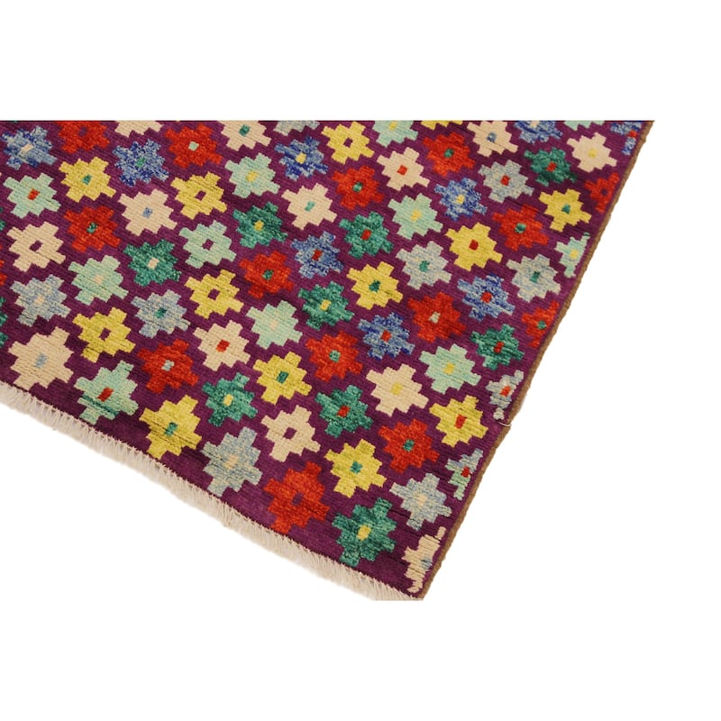 Shabby Chic Balochi Dickson Purple/Beige Hand Knotted Wool Rug - 3'6'' x 4'10''