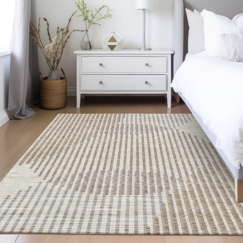 Machine Washable Indoor/ Outdoor Abstract Stripe Chantille Rug