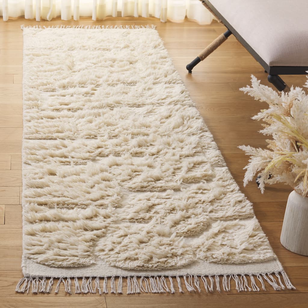 SAFAVIEH Handmade Kenya Nives Southwestern Wool Rug