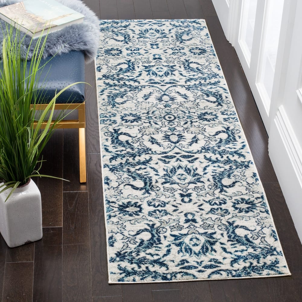SAFAVIEH Evoke Krijna Vintage Damask Rug