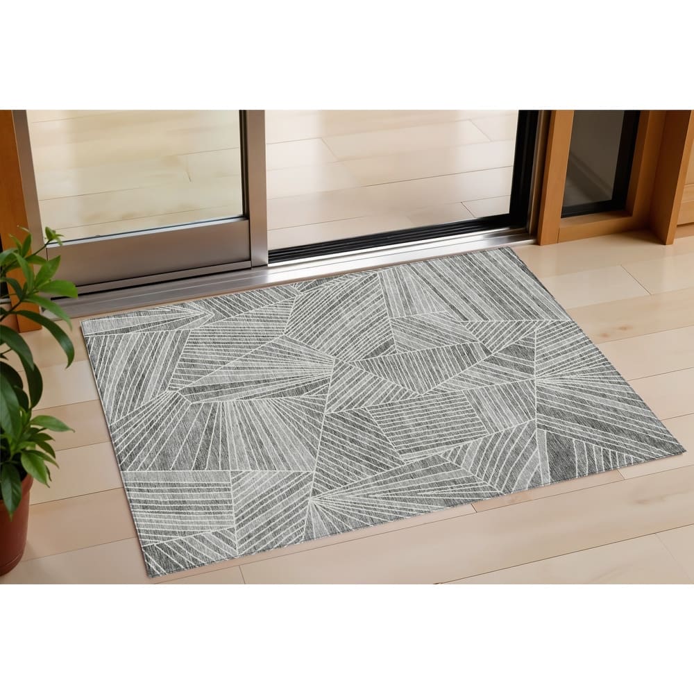 HomeRoots Geometric Transitional Rectangle Outdoor Rug