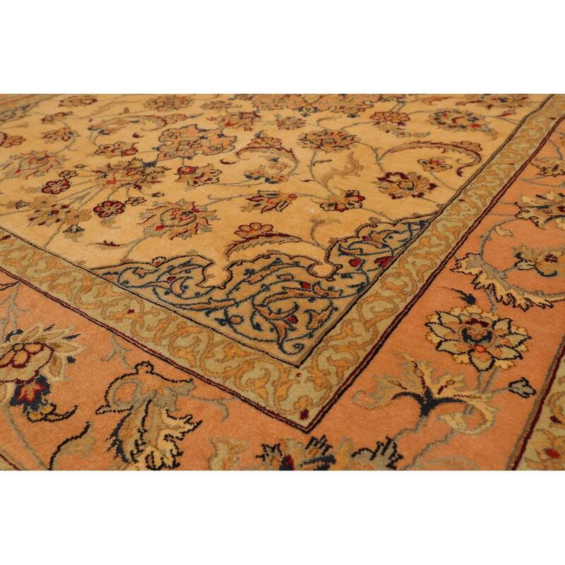 Hand Knotted Gold,Peach 100% Wool Traditional Oriental Area Rug - 3' 1'' x 5' 2''