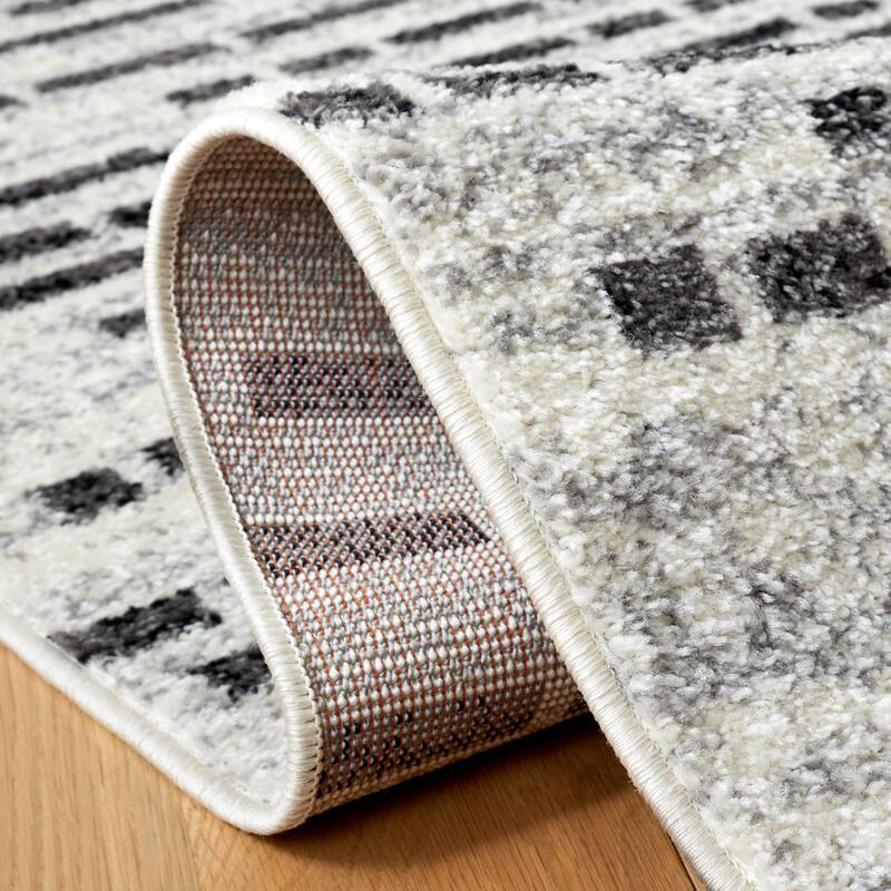 SAFAVIEH Tulum Iola Moroccan Boho Rug