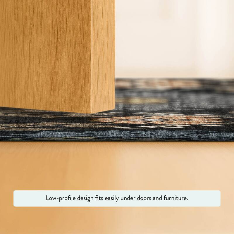 Machine Washable Indoor/ Outdoor Damask Patna Chantille Rug