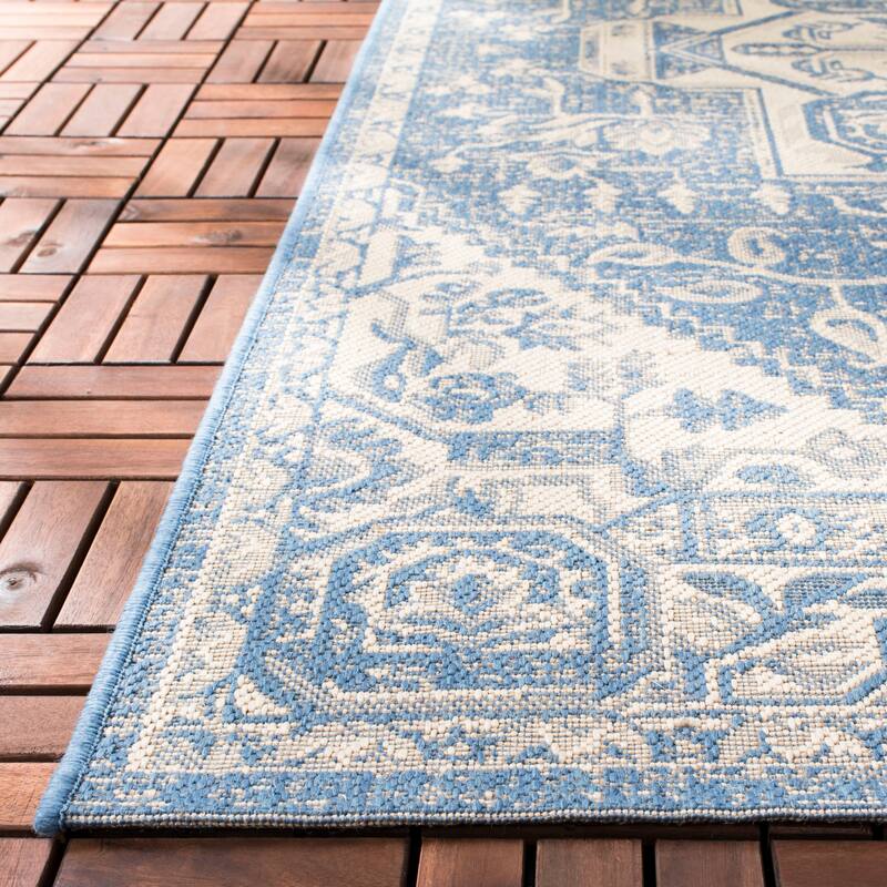 SAFAVIEH Beach House Caoimhe Indoor/ Outdoor Patio Backyard Rug