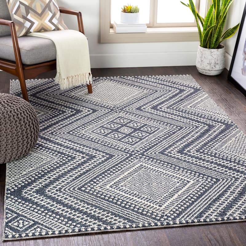 Surya Rosie Indoor/ Outdoor Moroccan Diamond Area Rug - 7'10" x 10'3" - Charcoal