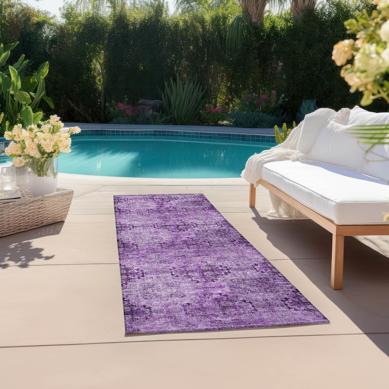 Machine Washable Indoor/ Outdoor Vintage Medallions Chantille Rug