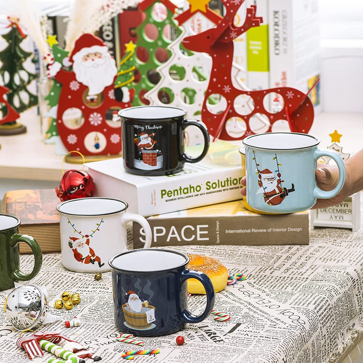 Set of 6 Large-Sized 14 Ounce Ceramic Coffee Mugs Christmas Theme